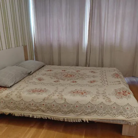 Hubane Korter Jaervel * Tallinn